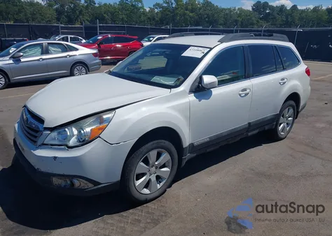 2011 Subaru Outback 2.5I Premium z USA, uszkodzony, nr VIN 4S4BRBCC6B3423971